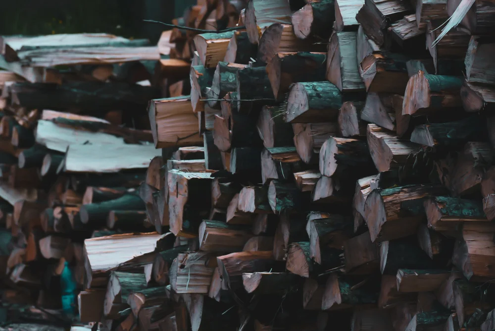What Types of Scrap Metal Can Businesses Sell in Qatar? Copper, Aluminium, Steel & Batteries